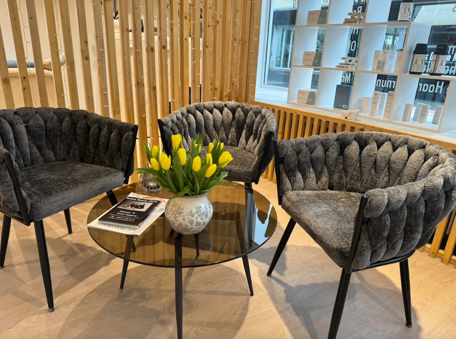 Sisters Beauty World Studio in Siegburg